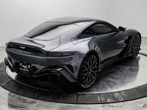 Used 2023 Aston Martin V12 Vantage RWD image 21