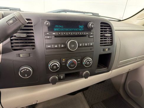 Used 2013 GMC Sierra 1500 SLE AWD/4WD image 16