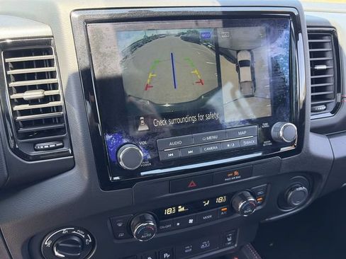 Used 2022 Nissan Frontier PRO-4X AWD/4WD image 24