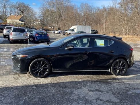 Used 2021 MAZDA MAZDA3 Premium Plus image 1