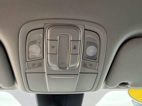 Used 2019 Hyundai Santa Fe SE FWD image 39