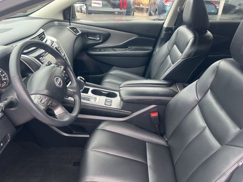 Certified 2023 Nissan Murano SV w/ SV Midnight Edition Package image 4