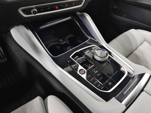 Used 2024 BMW X6 xDrive40i w/ Executive Package AWD/4WD image 39