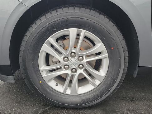 Used 2018 Buick Enclave Essence image 33