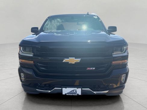 Used 2018 Chevrolet Silverado 1500 LT w/ All Star Edition AWD/4WD image 9