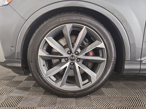 Used 2022 Audi SQ7 Premium Plus AWD/4WD image 36
