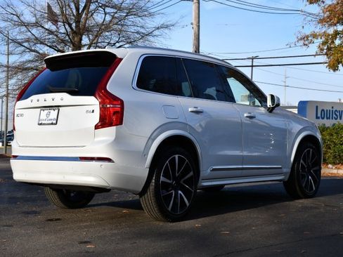 Certified 2024 Volvo XC90 B6 Plus w/ Protection Package image 7