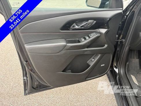 Used 2024 Chevrolet Traverse RS w/ LPO, Floor Liner Package AWD/4WD image 10