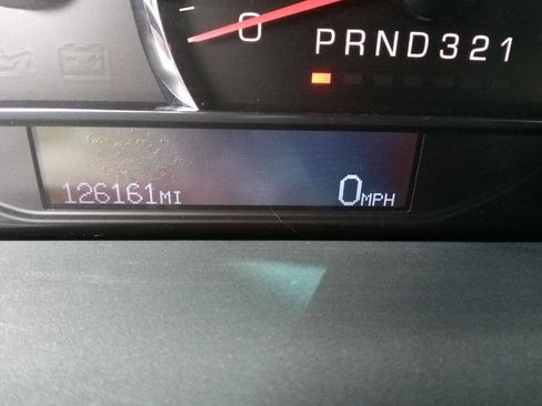 Used 2009 Cadillac DTS image 17