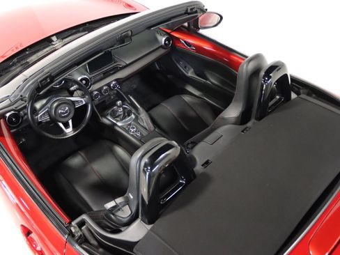 Used 2016 MAZDA MX-5 Miata Grand Touring RWD image 47