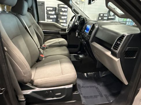 Used 2020 Ford F150 XLT w/ Equipment Group 302A Luxury AWD/4WD image 17