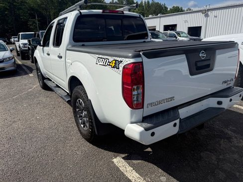 Used 2020 Nissan Frontier PRO-4X w/ Pro-4x Utility Package AWD/4WD image 5