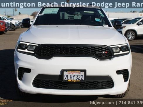 Used 2024 Dodge Durango GT image 2