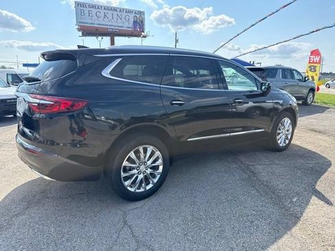 Used 2021 Buick Enclave Essence w/ Sound and Sites Package AWD/4WD image 9