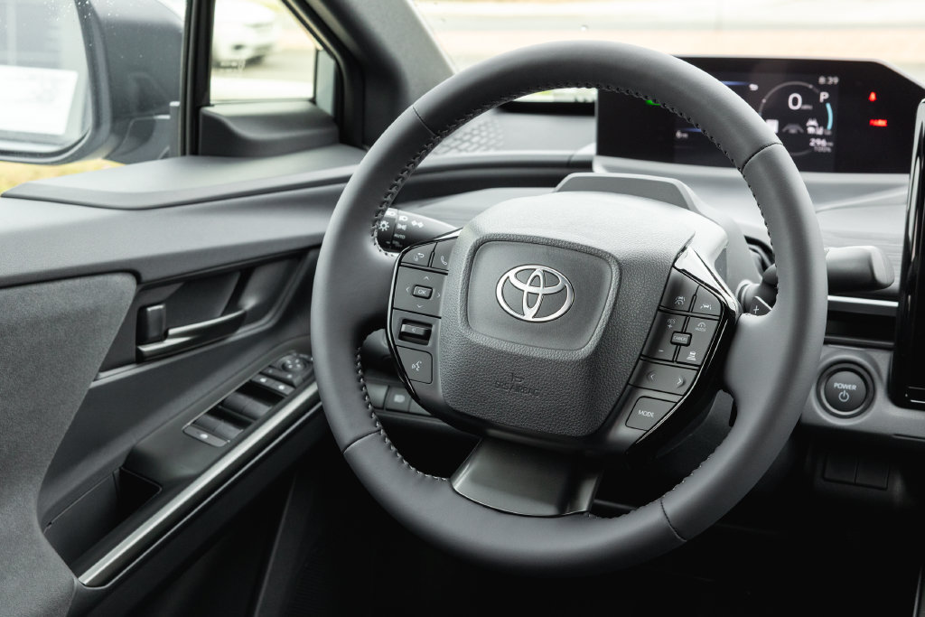 New 2026 Toyota C-HR AWD/4WD image 13