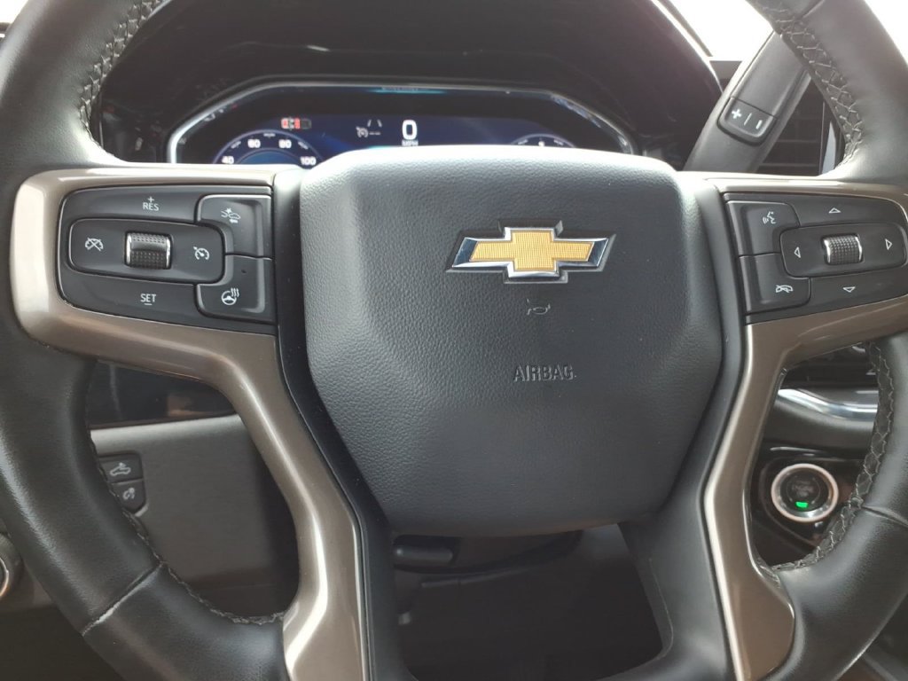 Used 2024 Chevrolet Silverado 3500 High Country w/ High Country Premium Package AWD/4WD image 25