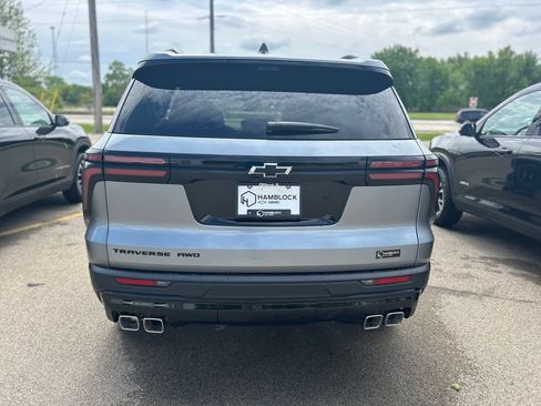 New 2026 Chevrolet Traverse LT w/ Midnight/Sport Edition AWD/4WD image 5
