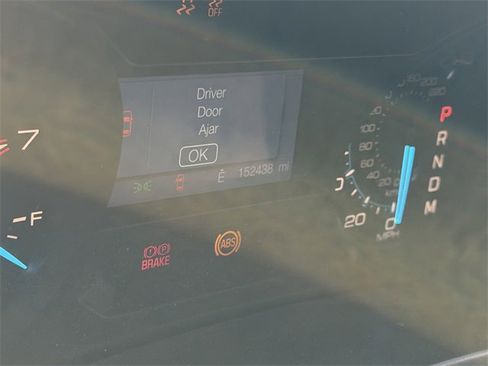 Used 2014 Ford Explorer XLT image 9