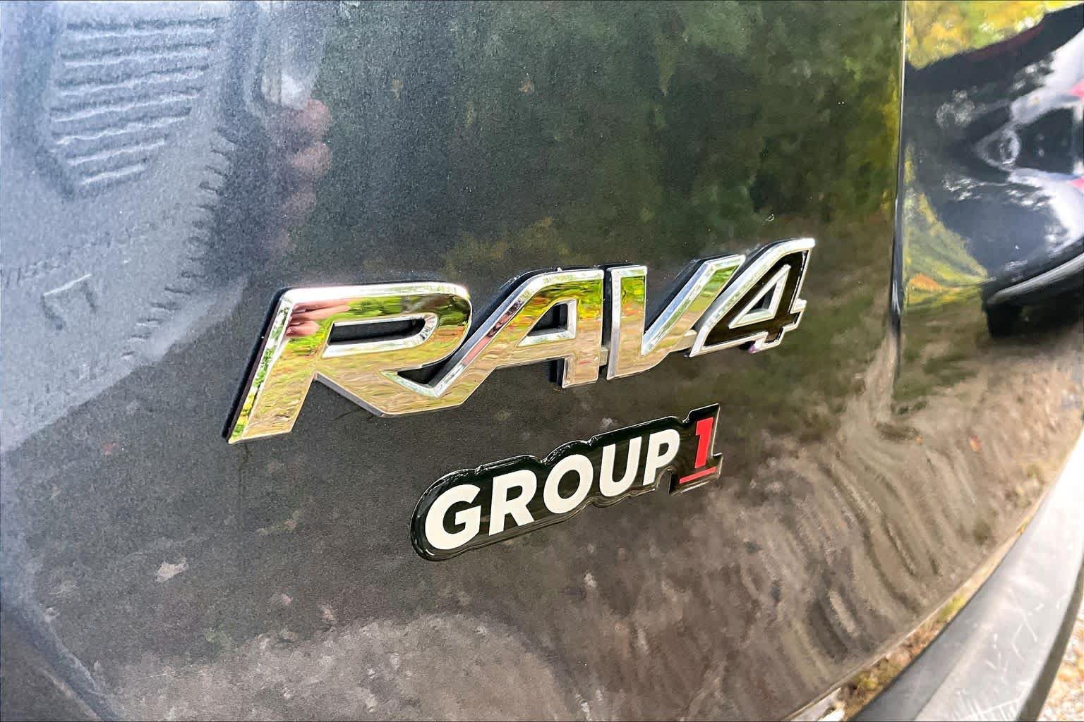 Used 2014 Toyota RAV4 XLE AWD/4WD image 10