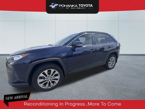 Used 2020 Toyota RAV4 XLE Premium AWD/4WD image 1