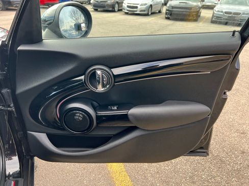 Used 2016 MINI Cooper S image 26