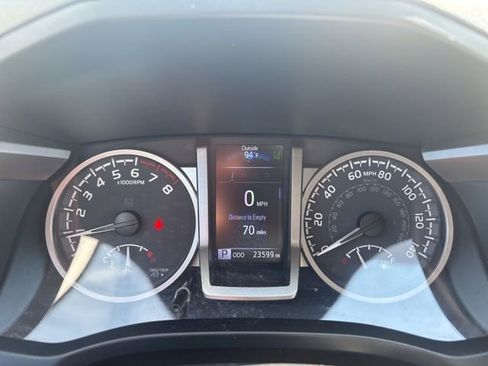 Used 2023 Toyota Tacoma SR5 w/ Technology Package AWD/4WD image 10