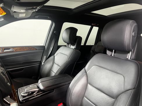 Used 2018 Mercedes-Benz GLS 550 4MATIC image 15