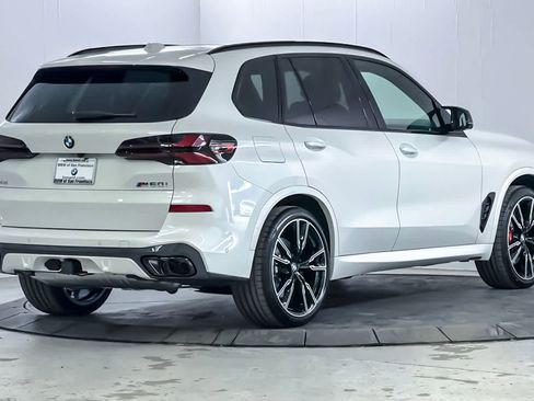 New 2026 BMW X5 M60i w/ Climate Comfort Package image 2
