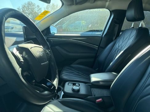 Used 2021 Ford Mustang Mach-E Select w/ Comfort/Appearance Package image 6