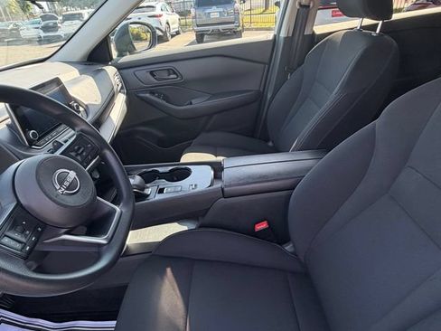 Used 2024 Nissan Rogue S FWD image 30