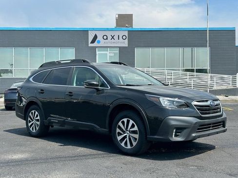 Used 2022 Subaru Outback Premium AWD/4WD image 1