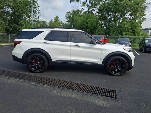 Used 2023 Ford Explorer ST w/ Equipment Group 401A AWD/4WD image 15