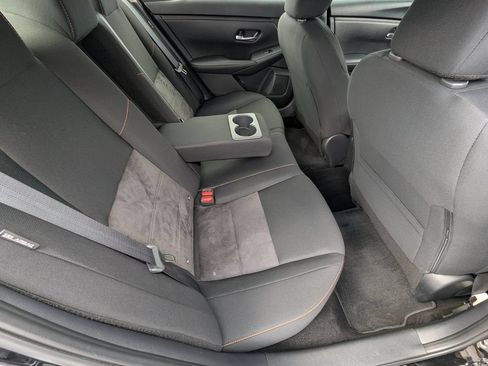 Used 2023 Nissan Sentra SR FWD image 14