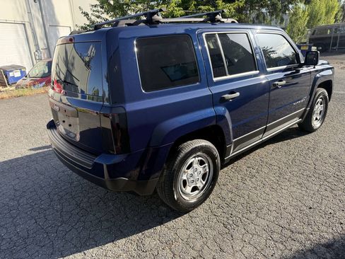 Used 2012 Jeep Patriot Sport FWD image 5