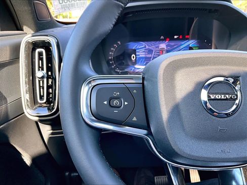 Used 2023 Volvo C40 P8 Recharge Plus w/ Protection Package Premier AWD/4WD image 21