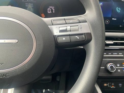 Certified 2025 Hyundai Tucson SE AWD/4WD image 20