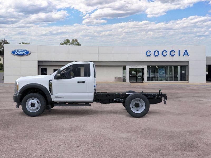 New 2026 Ford F550 4x4 Regular Cab Super Duty image 3
