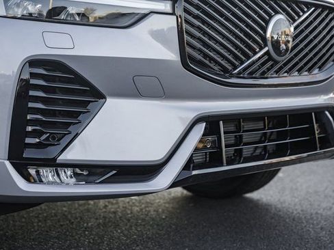 New 2026 Volvo XC60 B5 Plus w/ Protection Package Premier image 12