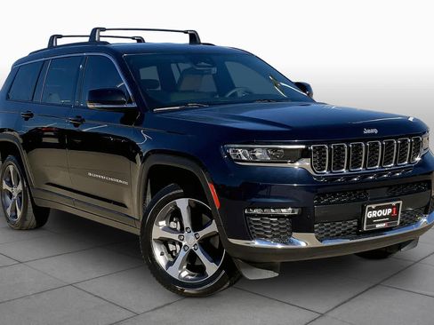 Used 2024 Jeep Grand Cherokee L Limited RWD image 3