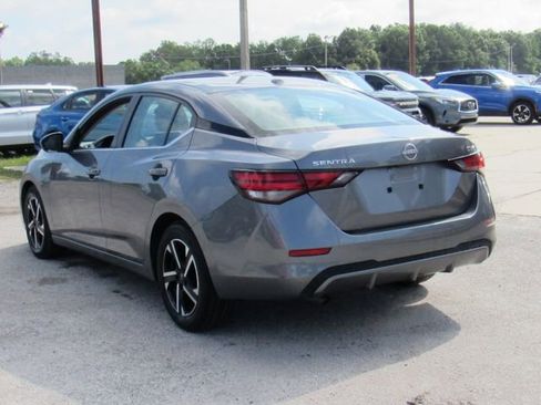 Used 2024 Nissan Sentra SV FWD image 5
