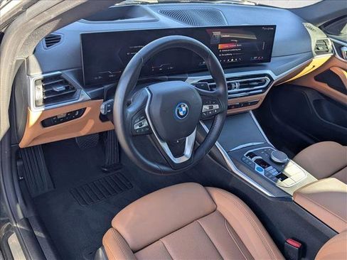 Used 2024 BMW i4 eDrive35 w/ Premium Package image 10