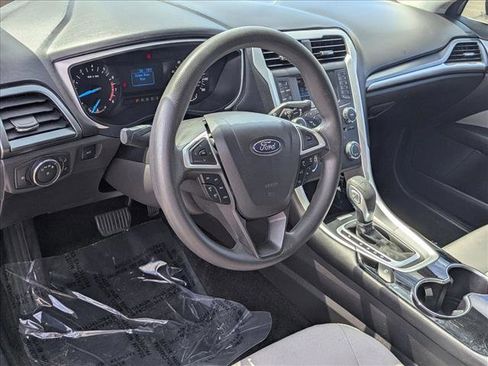 Used 2016 Ford Fusion S w/ Equipment Group 101A FWD image 10