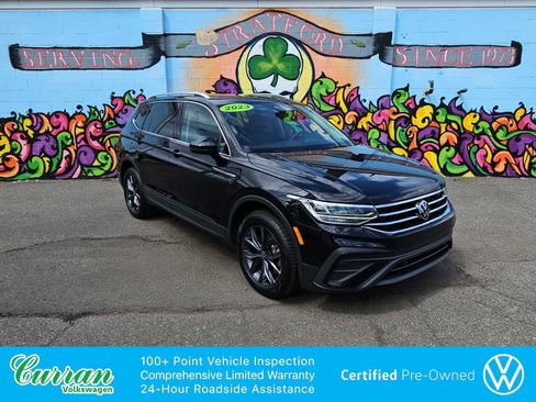 Certified 2023 Volkswagen Tiguan SE w/ Panoramic Sunroof Package AWD/4WD image 1