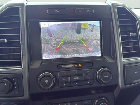 Certified 2019 Ford F150 XLT w/ Equipment Group 301A Mid image 19