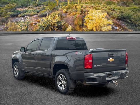 Used 2016 Chevrolet Colorado Z71 AWD/4WD image 6