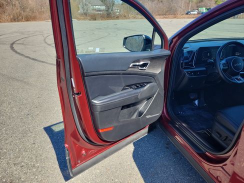 Used 2023 Kia Sportage X-Line w/ X-Line Premium Package image 15