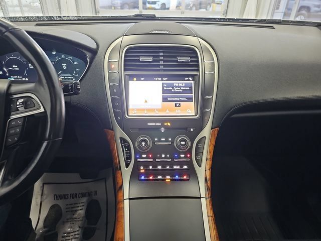 Used 2019 Lincoln Nautilus Reserve AWD/4WD image 17