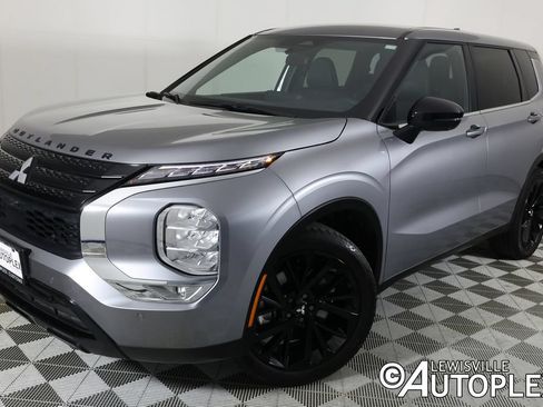 Used 2024 Mitsubishi Outlander SE Black Edition FWD image 1