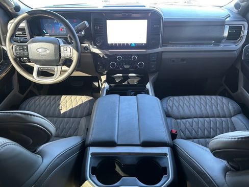 Used 2026 Ford F250 Platinum w/ Platinum Plus Package image 2