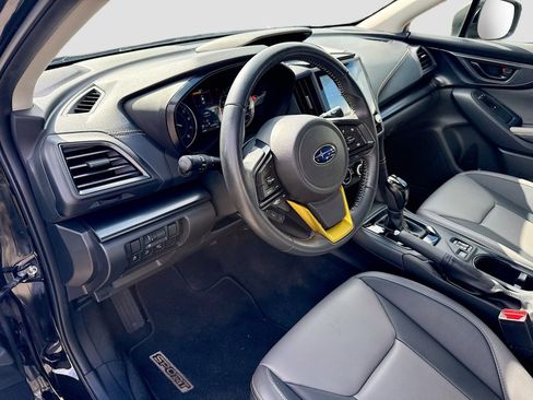 Used 2022 Subaru Crosstrek 2.5i Sport w/ Moonroof Package image 9